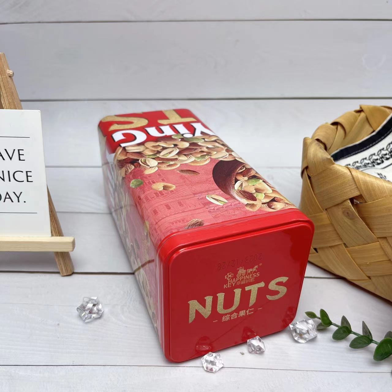 Comprehensive Nuts Iron Boxed New Year Goods Festive Gift Nuts Roasted Nuts Mixed Flavor